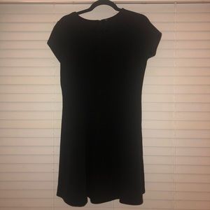 UNIQLO Black Short Sleeved Dress